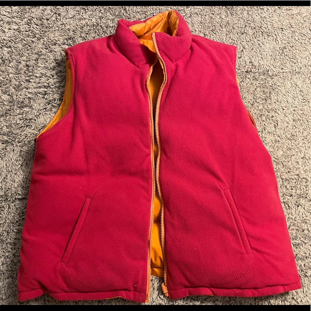 reversible puffer vest - Picture 3 of 4